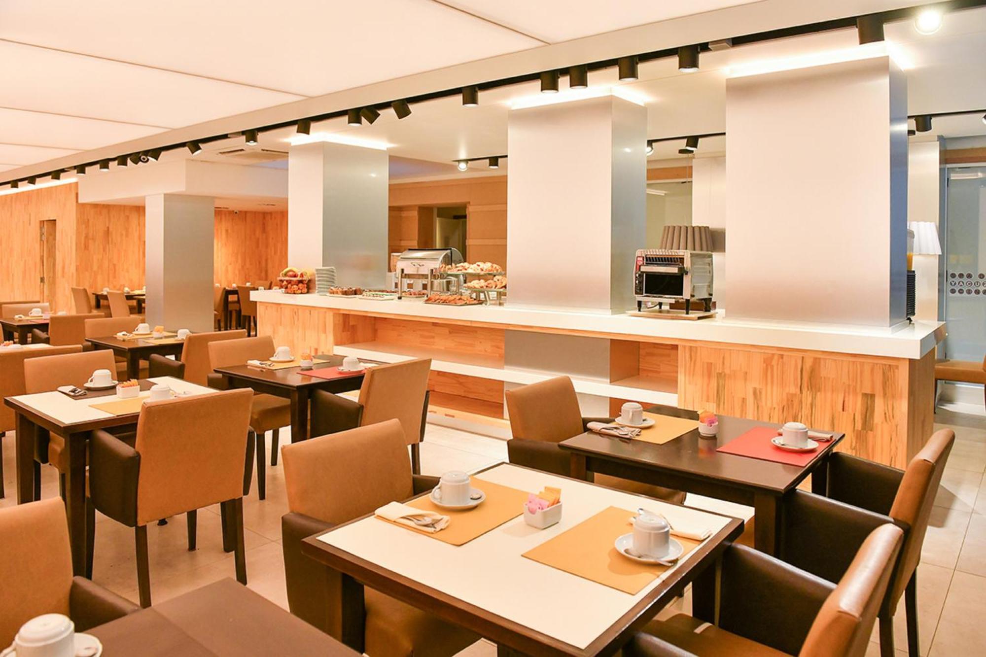 Hotel Denver Мар дел Плата Екстериор снимка